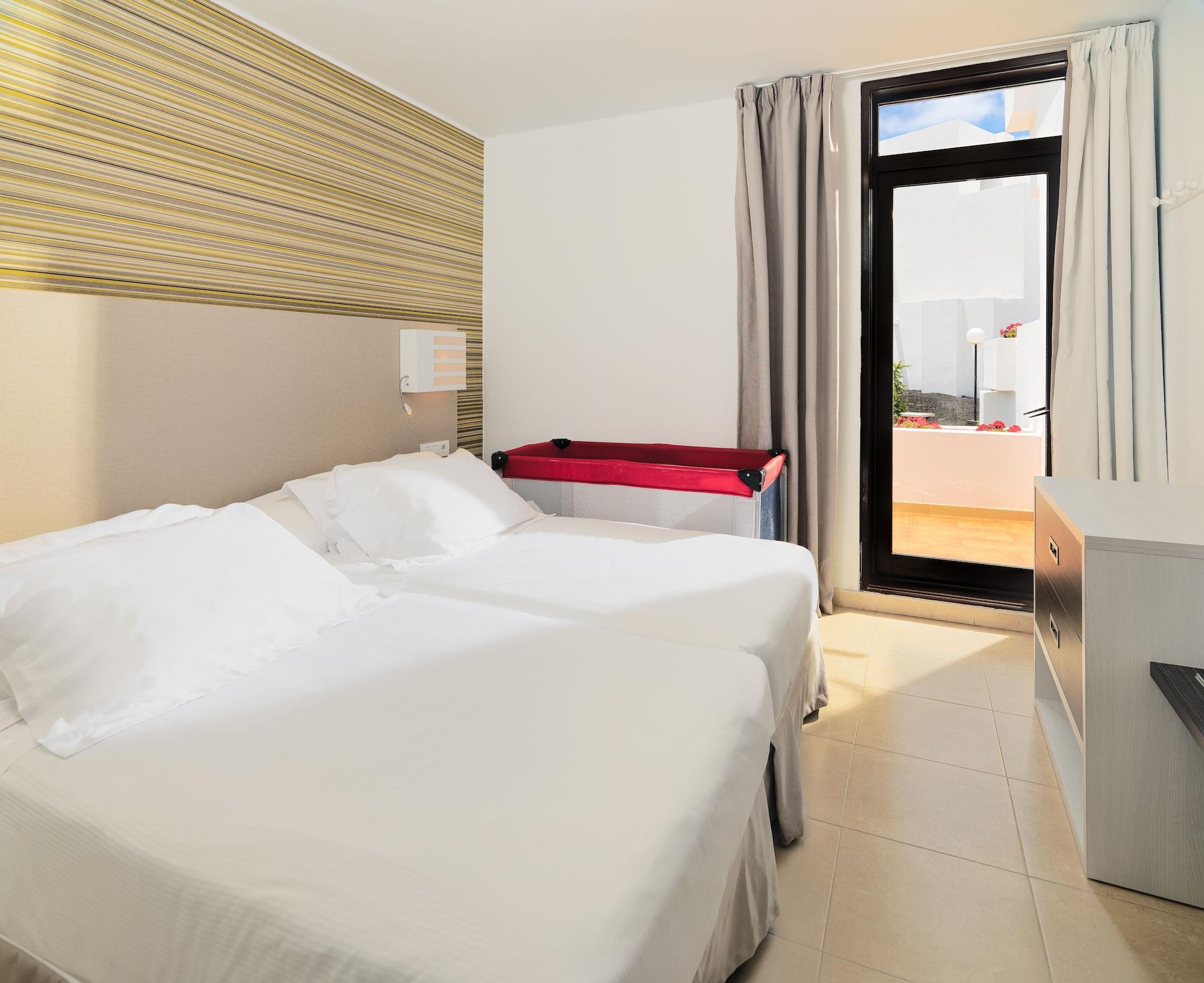 קוסטה טגוויסה H10 Suites Lanzarote Gardens מראה חיצוני תמונה
