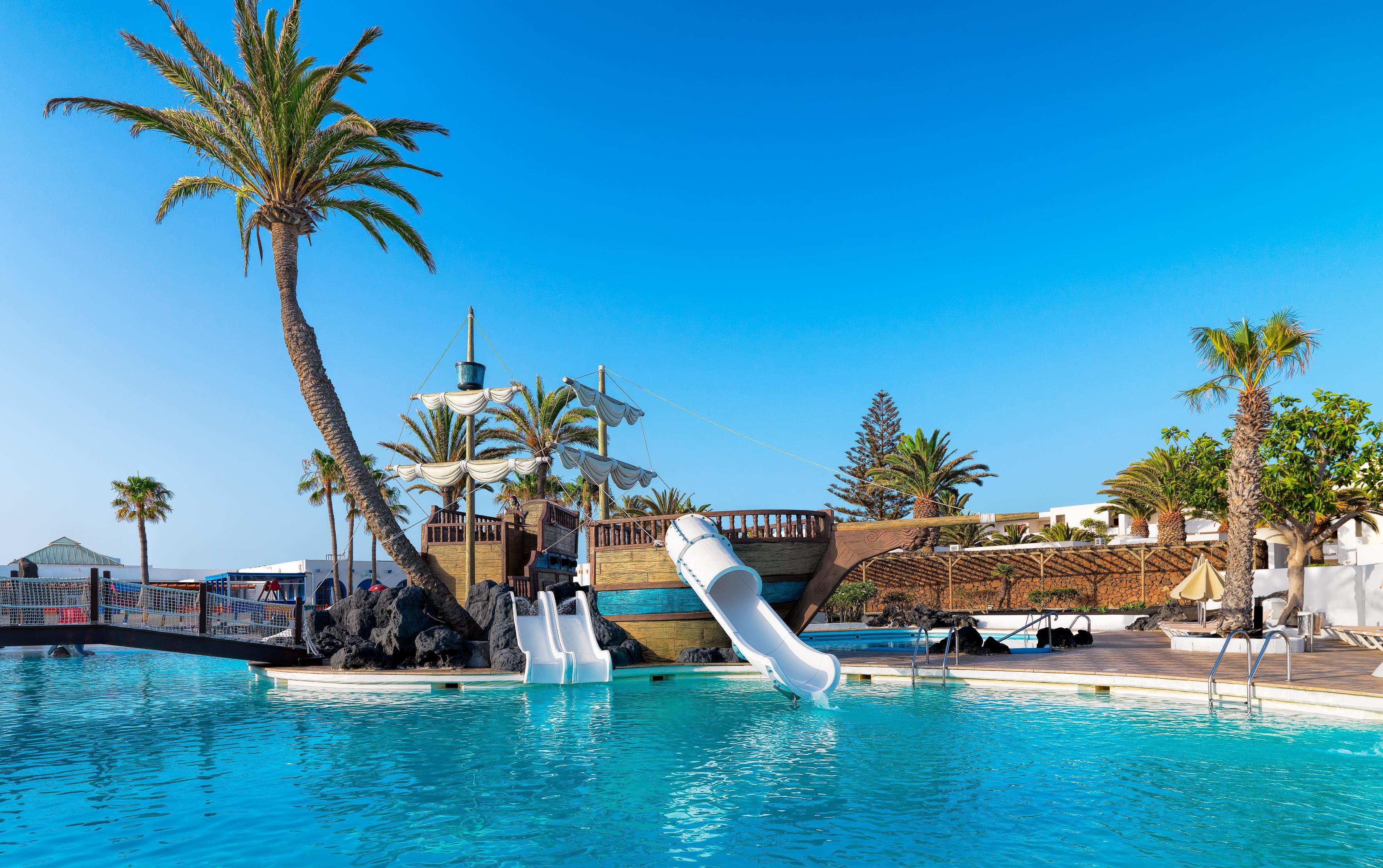 קוסטה טגוויסה H10 Suites Lanzarote Gardens מראה חיצוני תמונה