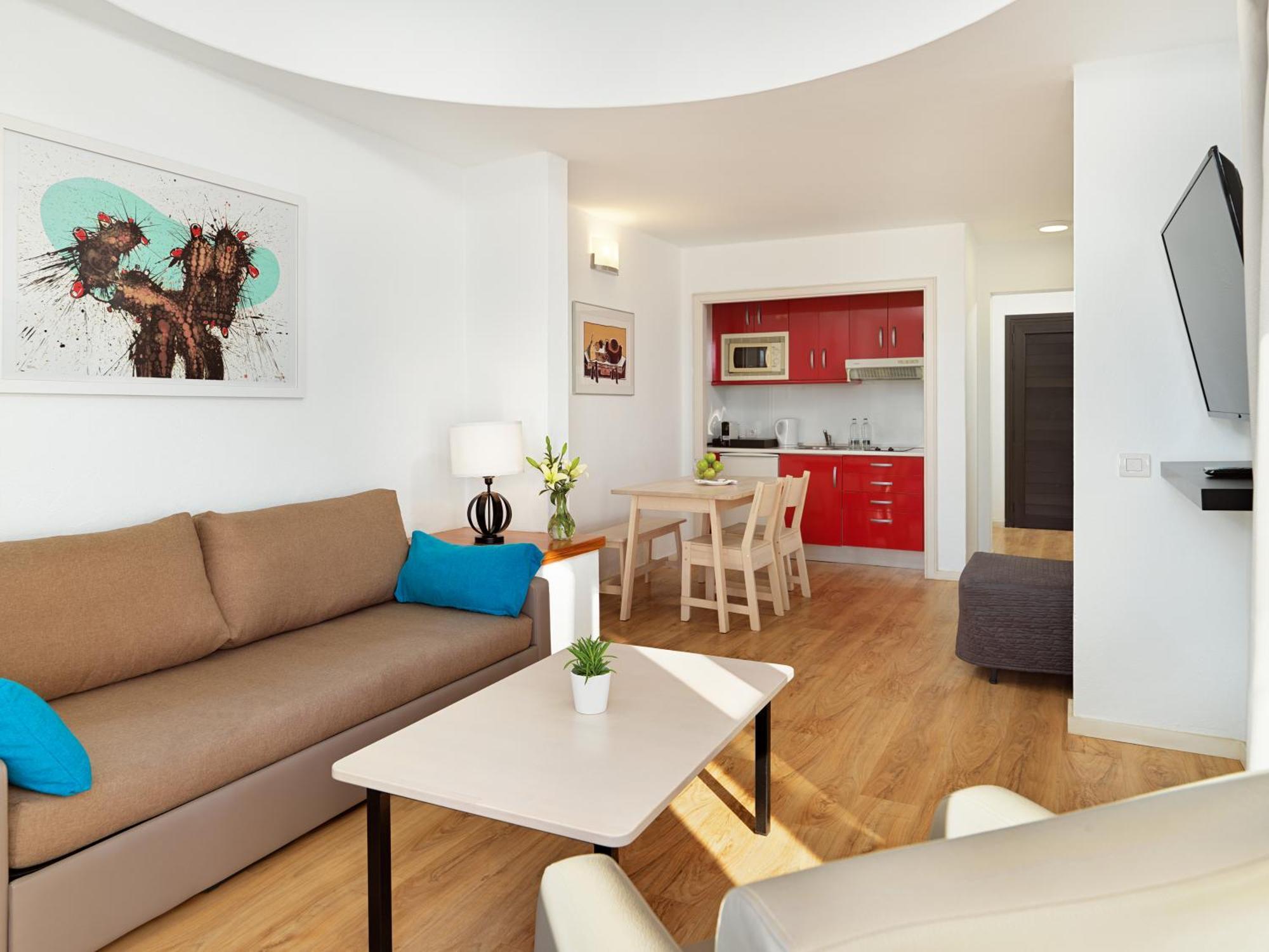 קוסטה טגוויסה H10 Suites Lanzarote Gardens מראה חיצוני תמונה
