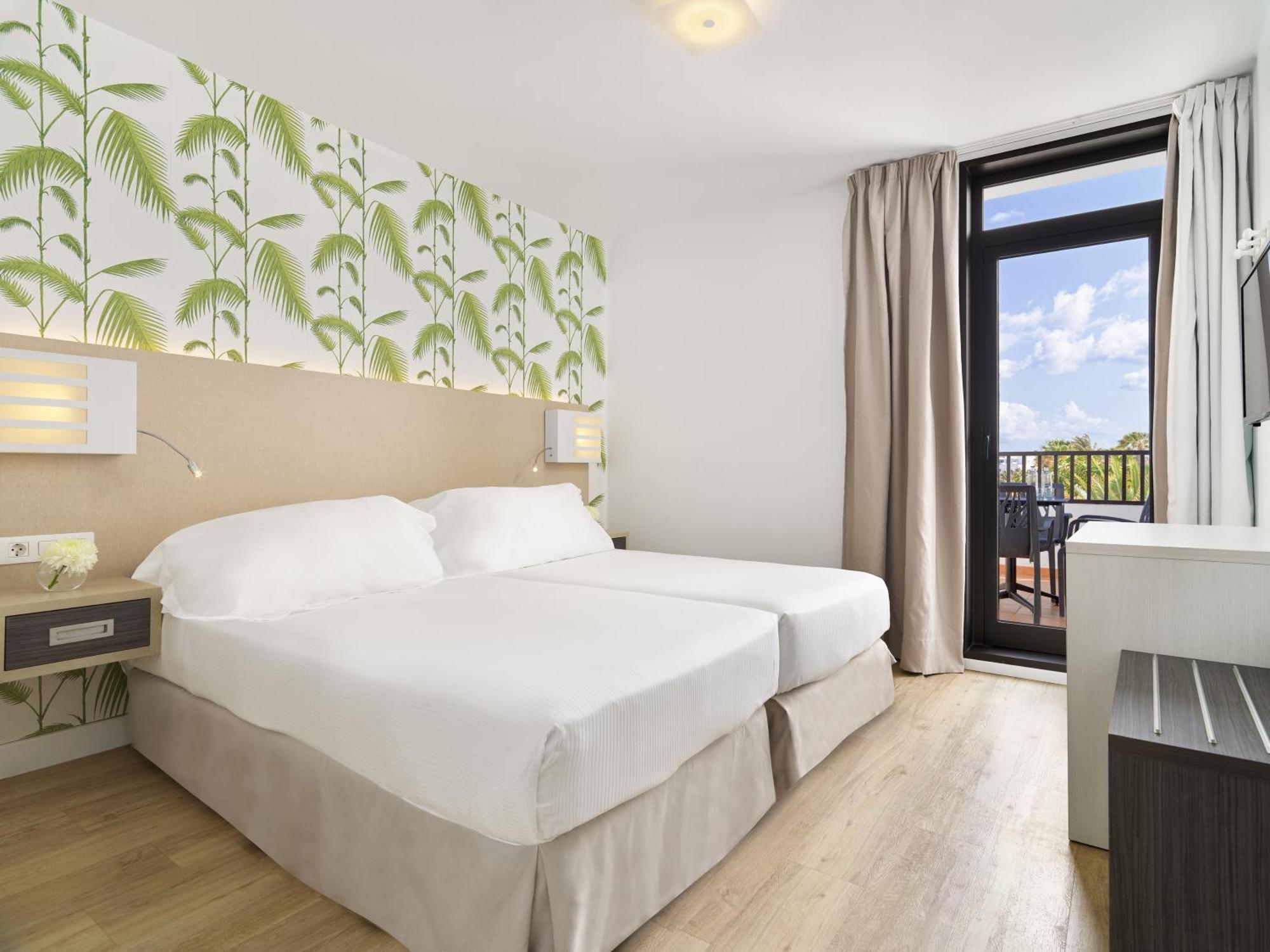 קוסטה טגוויסה H10 Suites Lanzarote Gardens מראה חיצוני תמונה